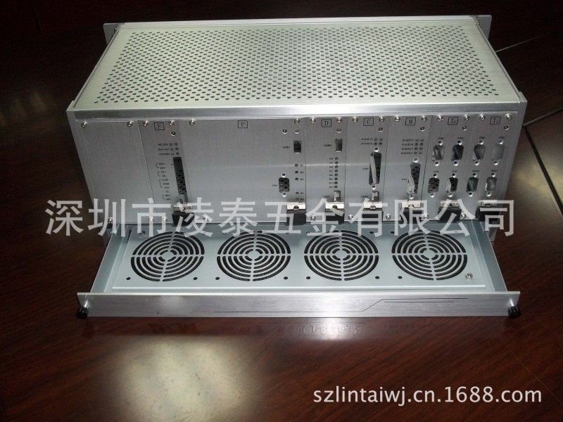 专业设计定做金属机箱 价格实惠 卧式铝合金机箱