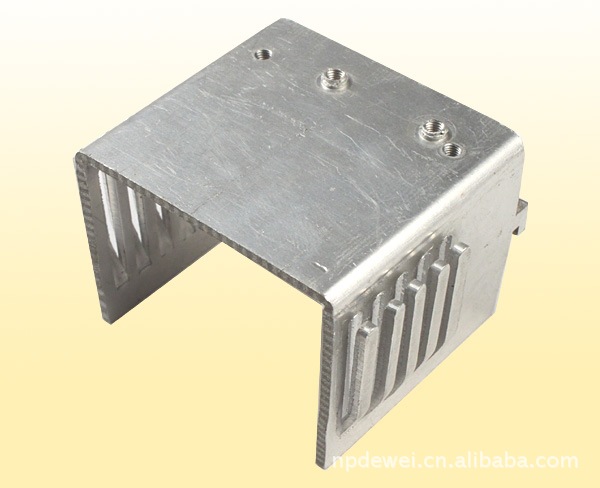 加工铝合金散热片,铝板冲压散热片、铝型材散热片,电子散热片