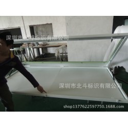 宣传栏厂家推荐旅游景点宣传栏 仿木纹宣传栏 宣传栏制作