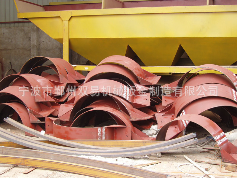 厂家直销桥梁墩柱钢抱箍牛腿优质桥梁钢模板 价钱实惠