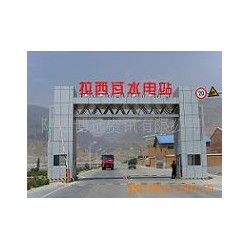 供应钢结构造型大门