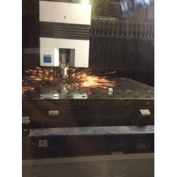大型激光切割加工 全进口德国通快激光设备