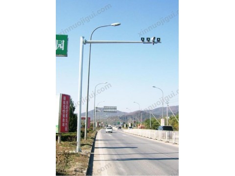 监控杆-05
