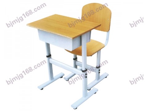 北京虎力武森课桌椅产品规格齐全，价格优惠