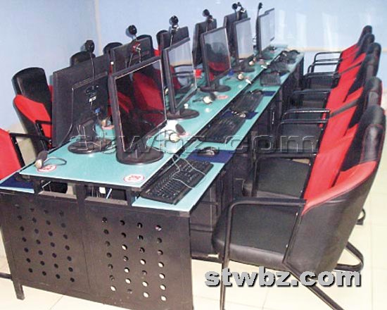 网吧效果图