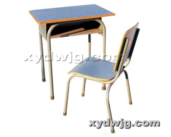 课桌椅-11