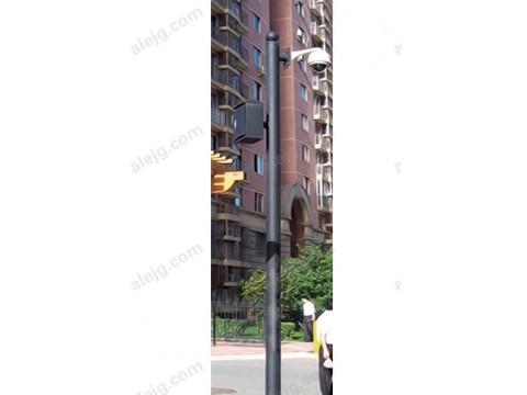 监控杆-11