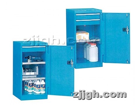 带门工具柜-08