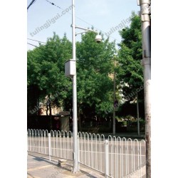 监控杆-28