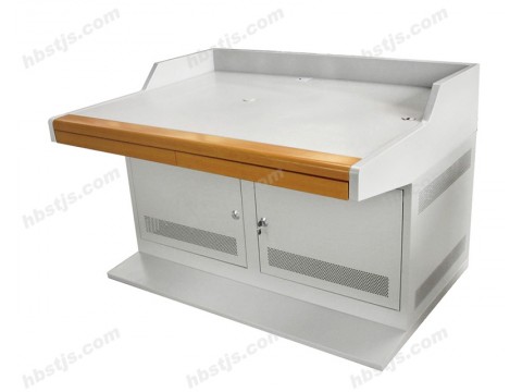 23 豪华六联转角操作台 三位液晶操作台