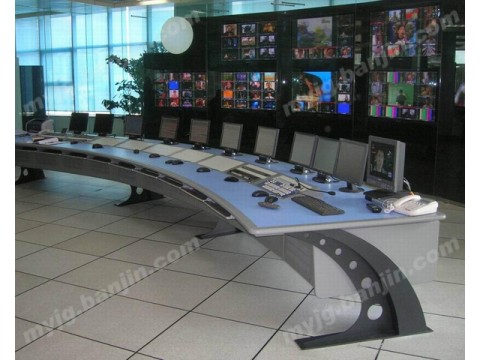 南京豪华监控操作台效果图