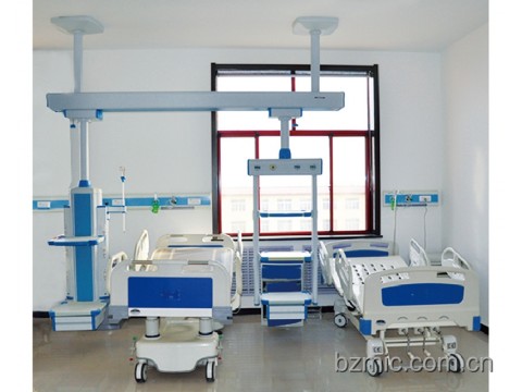 A70-4 ICU监控室病床吊塔实景