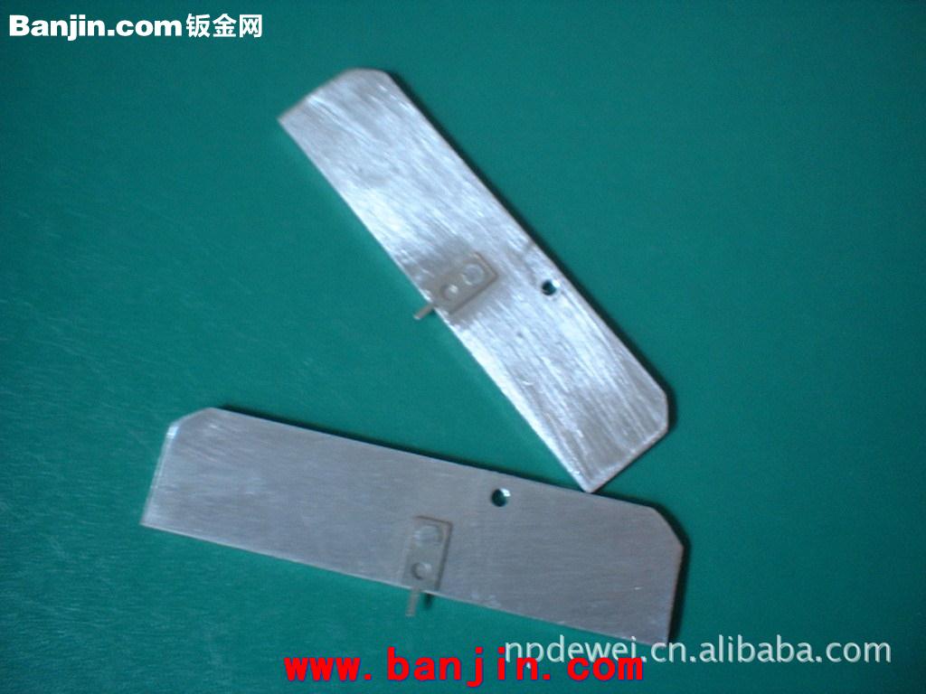 加工铝板带插脚散热片