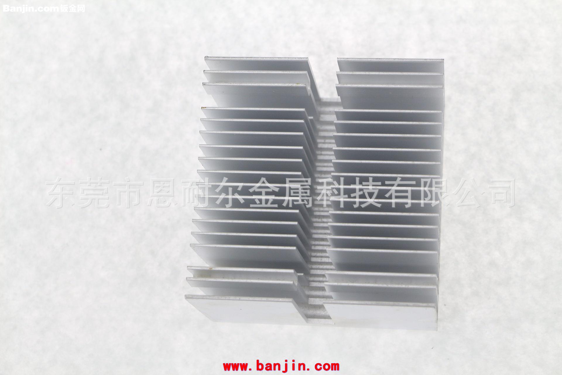 供应62*60*39MM铝合金散热器 挤压铝散热器 电子散热片