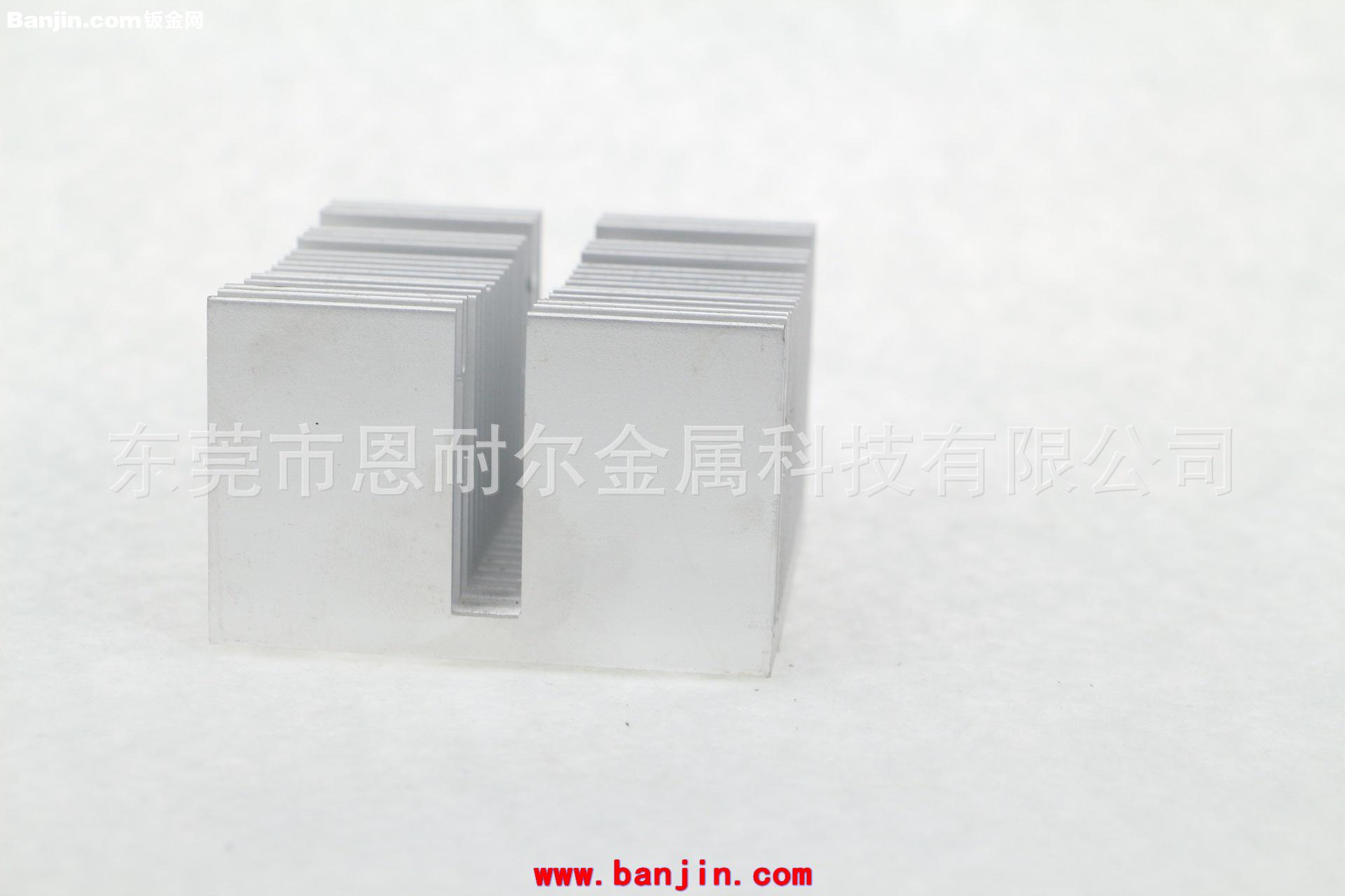 供应62*60*39MM铝合金散热器 挤压铝散热器 电子散热片