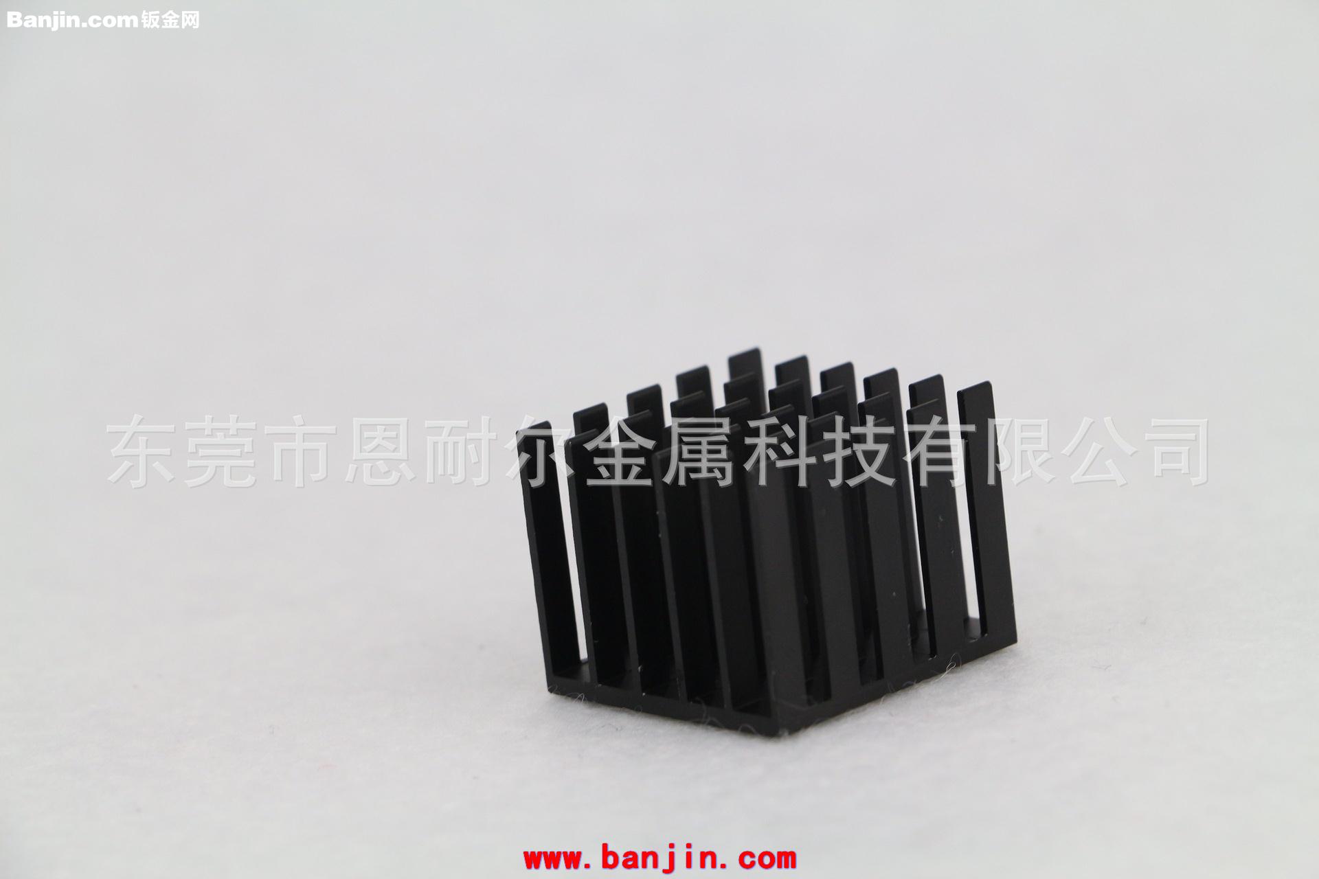厂家供应南桥散热器 25*25*20散热片 工业级服务器散热片 现货