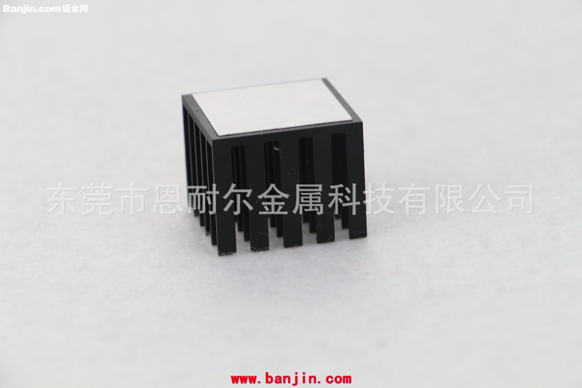 厂家供应南桥散热器 25*25*20散热片 工业级服务器散热片 现货