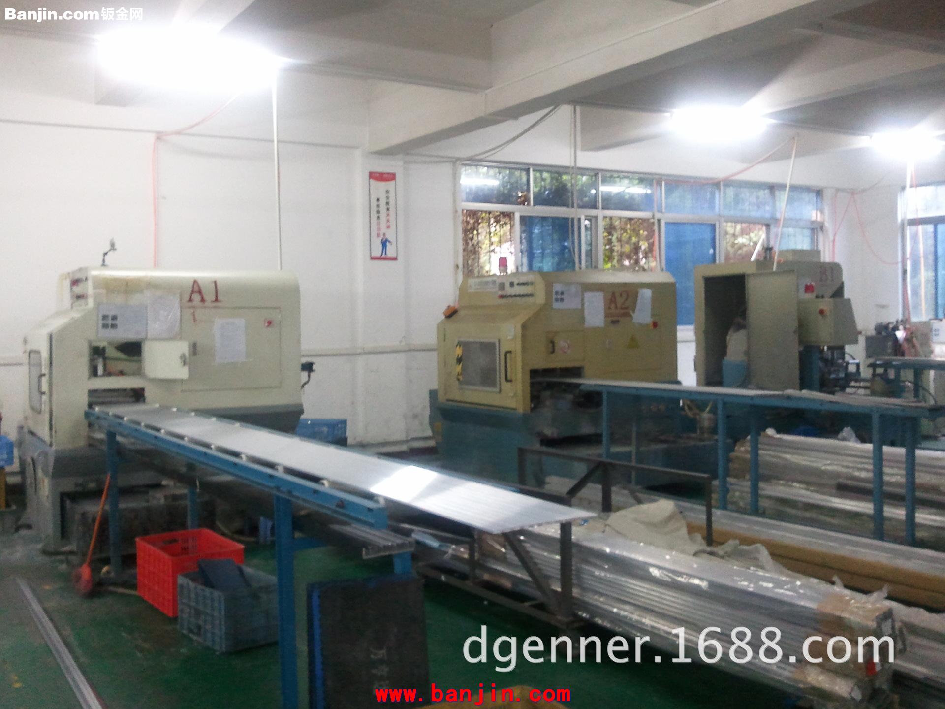 供应太阳花散热器 筒灯散热器 冷锻LED散热器 量大优惠