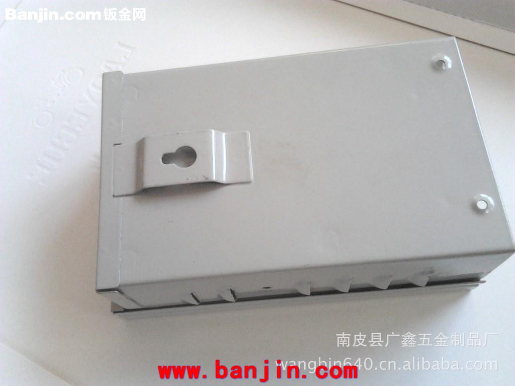 铁盒子，铁表盒，铁表箱，青县表箱厂，机箱制造厂，南皮机箱