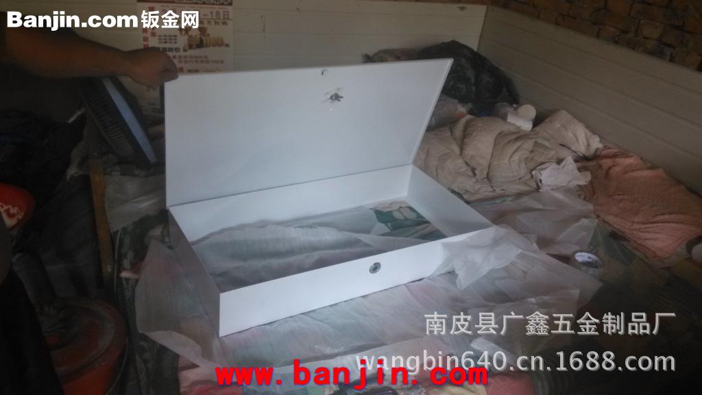 专业生产制造不锈钢机箱/ 机壳/ 热量表箱