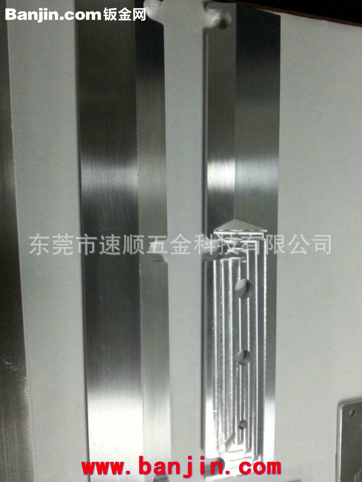 厂家批发供应 高效模具cnc加工 四轴cnc加工