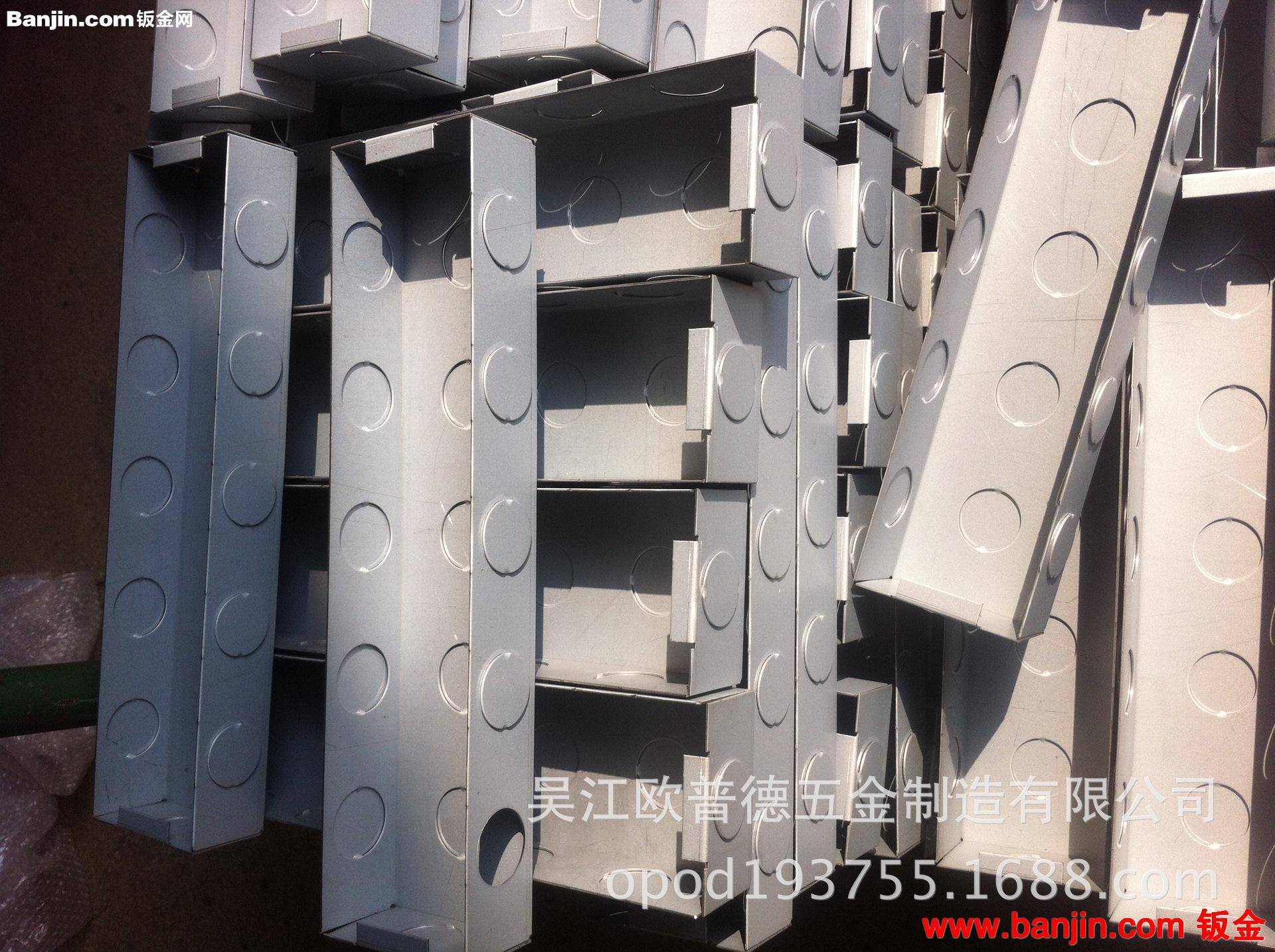 供应建筑、工程用电源开关等预埋盒