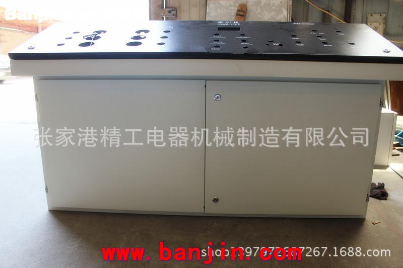 专业生产 订做钣金 DE1200 牵引机电箱