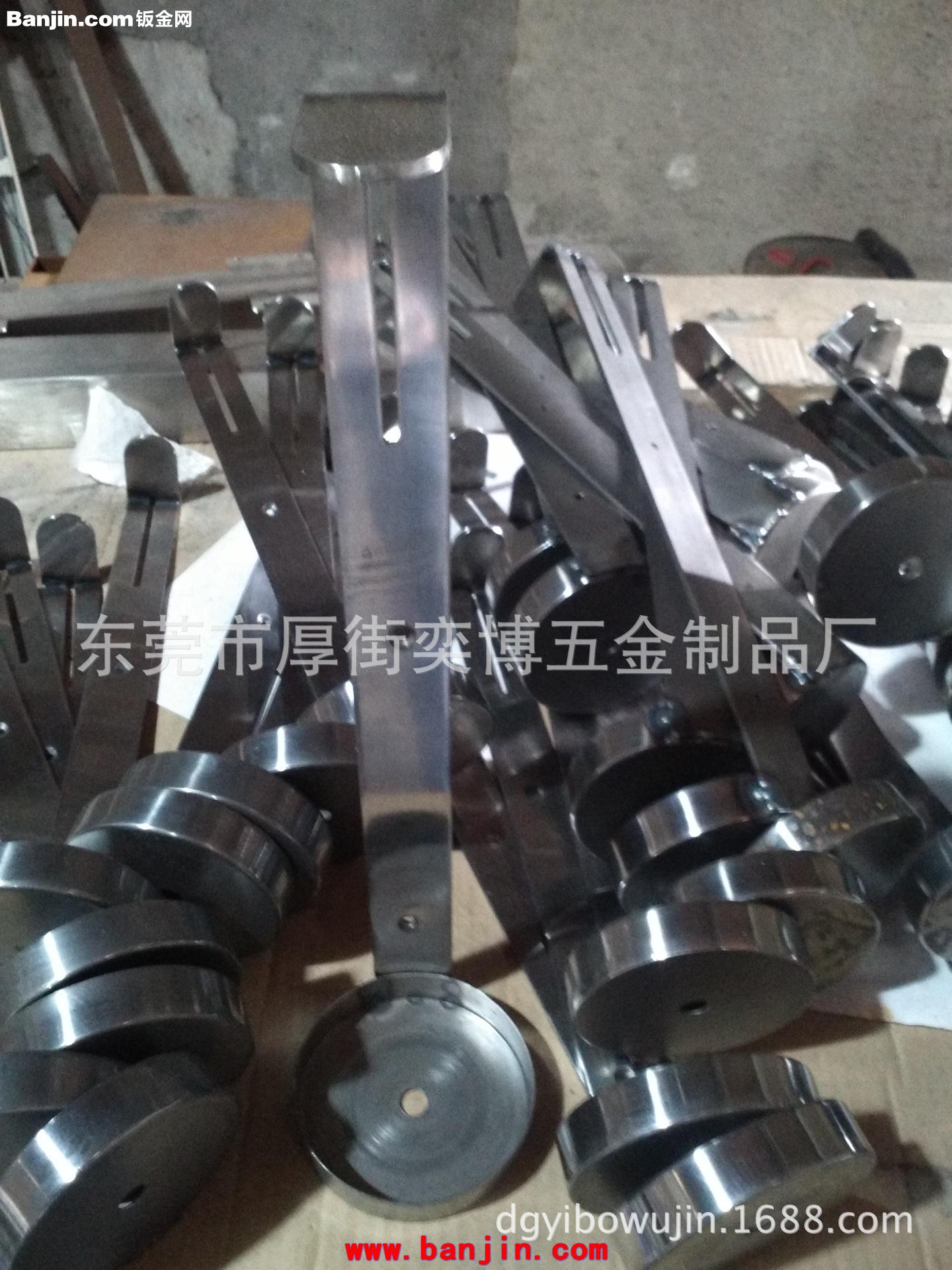 酒架，金属酒架，五金酒托，酒托，不锈钢酒架，