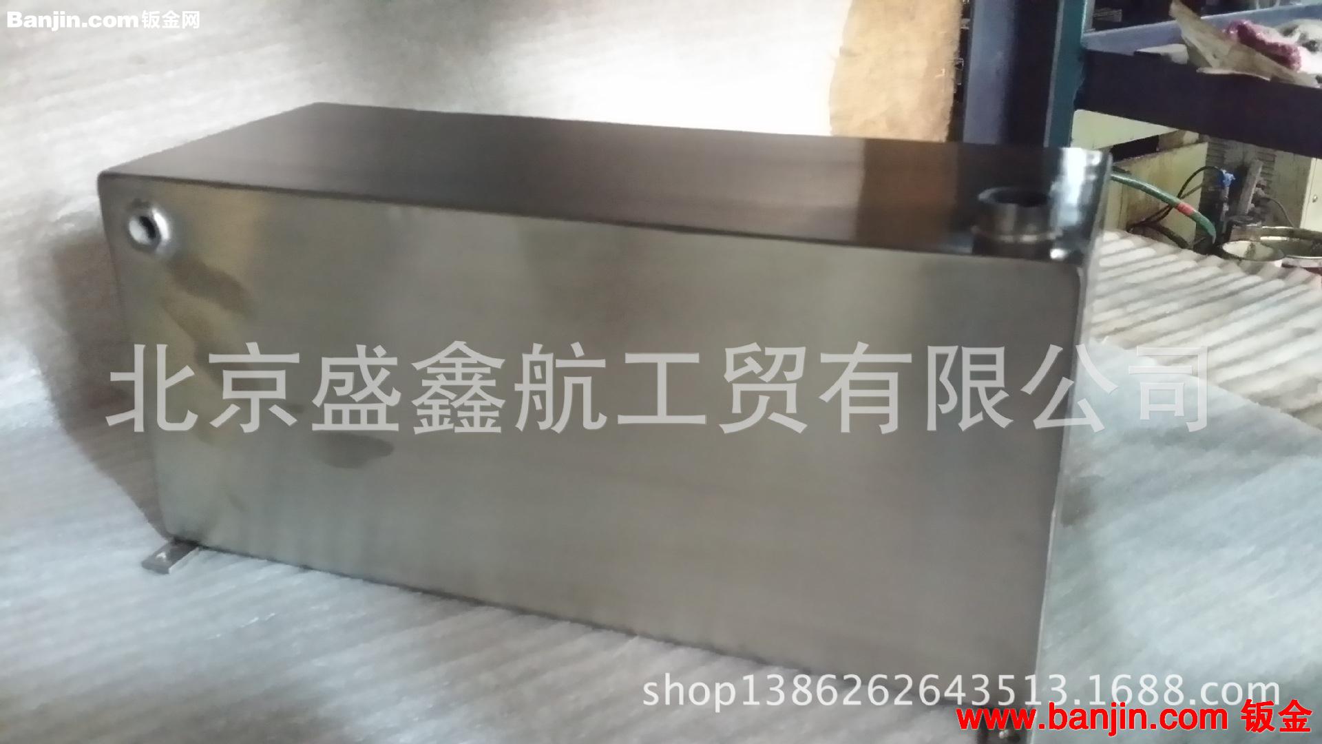 本公司加工各种非标、钣金加工、机加工、CNC加工中心精加工产品