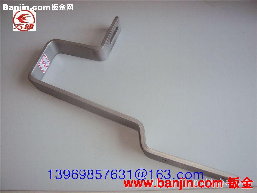 sixbrother 常年生产roof hook，不锈钢支架，太阳能屋顶挂钩