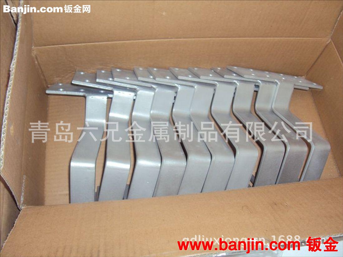 提供各种产品喷砂加工，抛光，表面氧化，五金加工厂