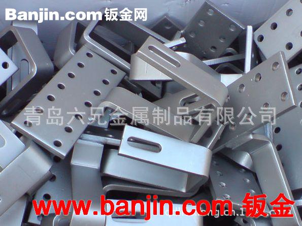 提供各种产品喷砂加工，抛光，表面氧化，五金加工厂