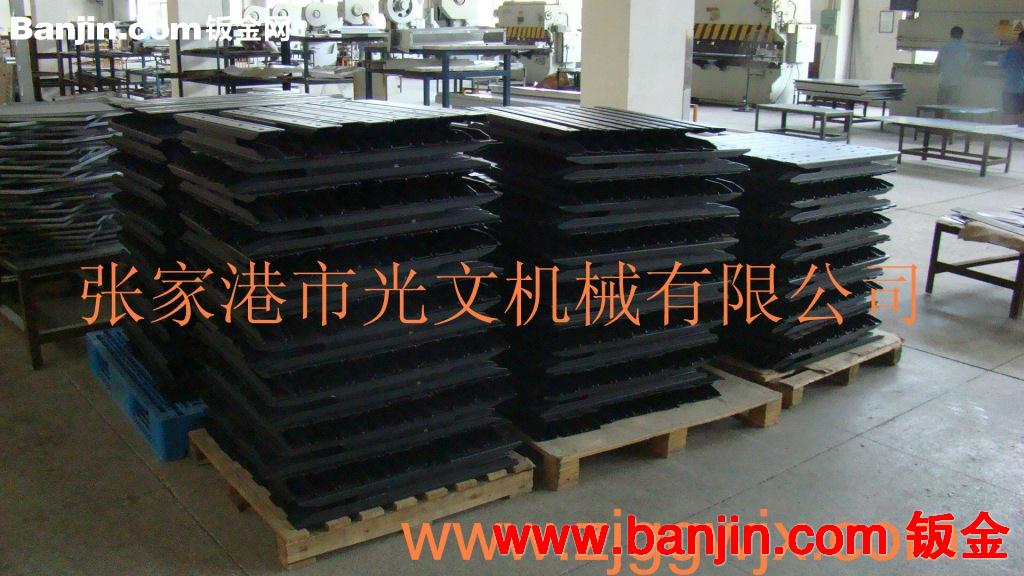 进口激光切割机，价格优惠，质量放心。