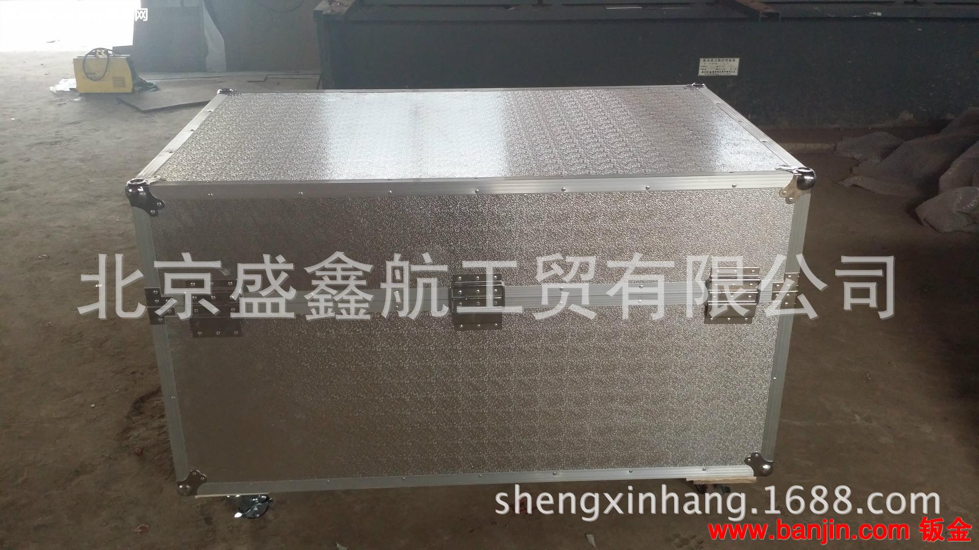 承接各种大中小型金属非金属钣金焊接加工，外形精美尺寸合格