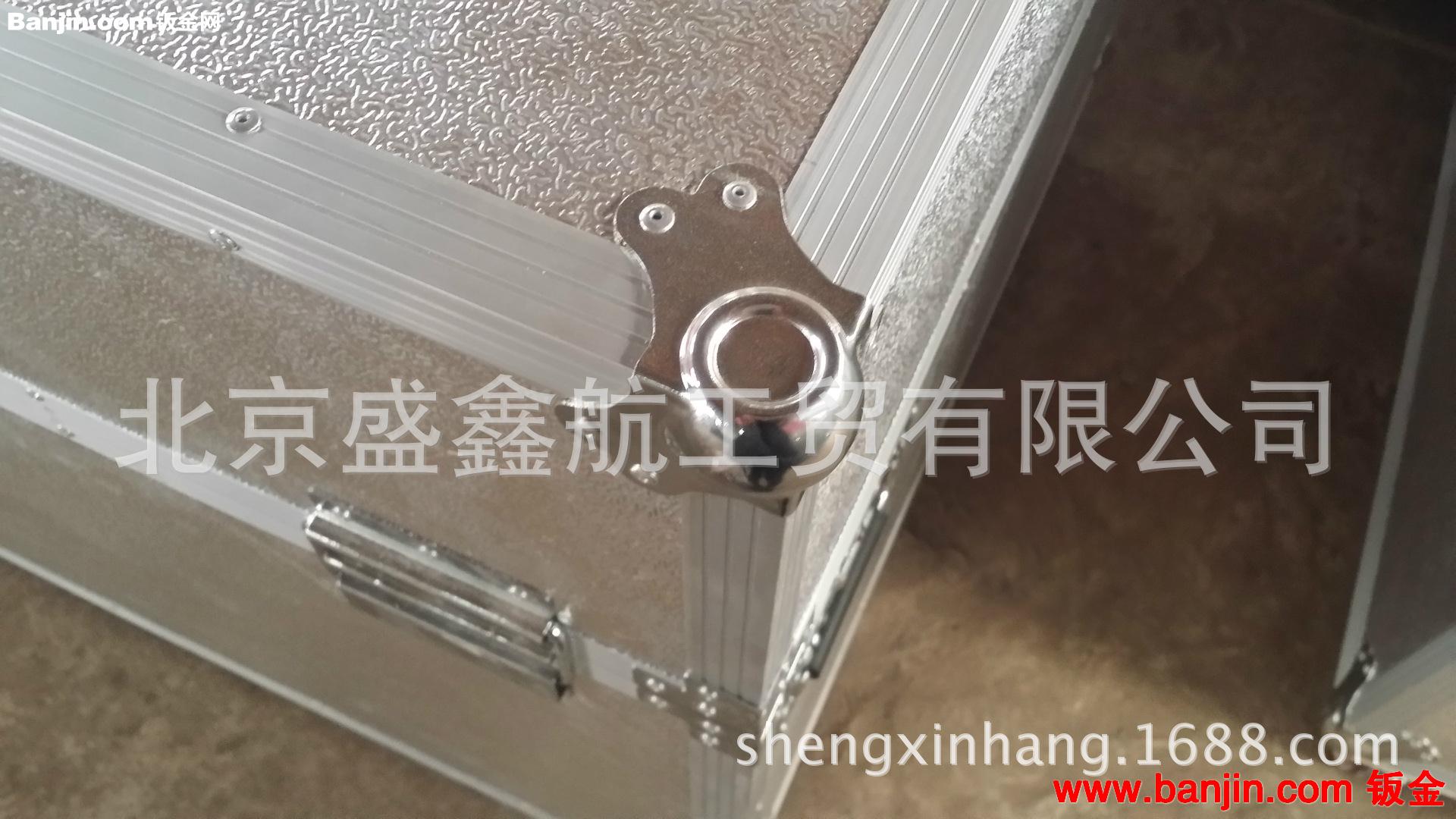 承接各种大中小型金属非金属钣金焊接加工，外形精美尺寸合格