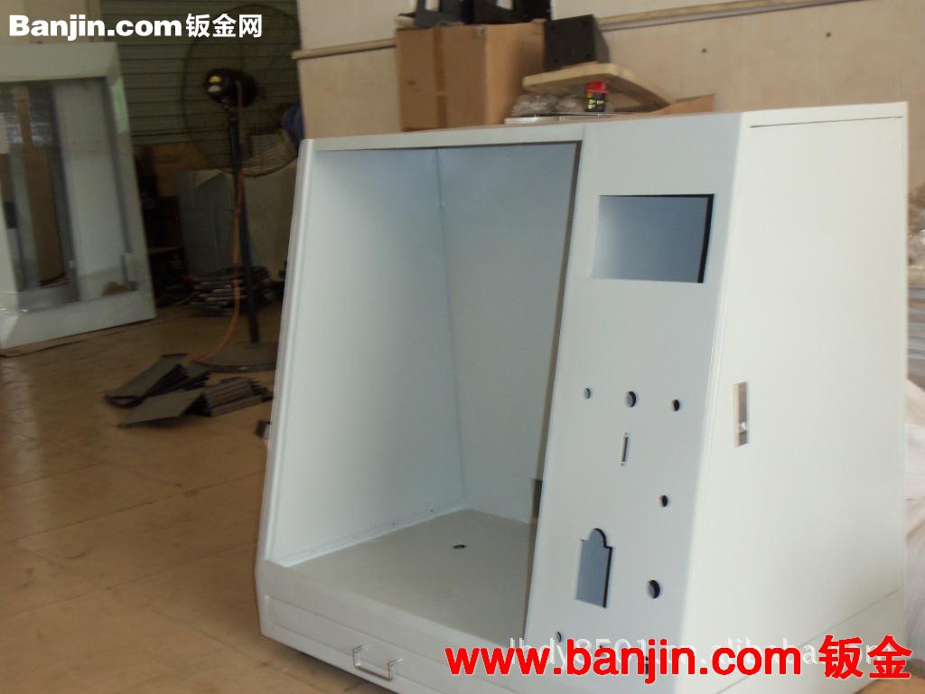 提供优质专业钣金加工，机箱机柜制作