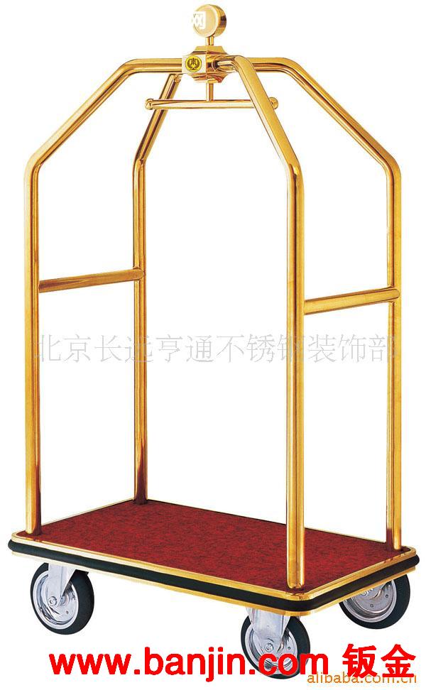 供应多功能小吃车，移动烧烤车