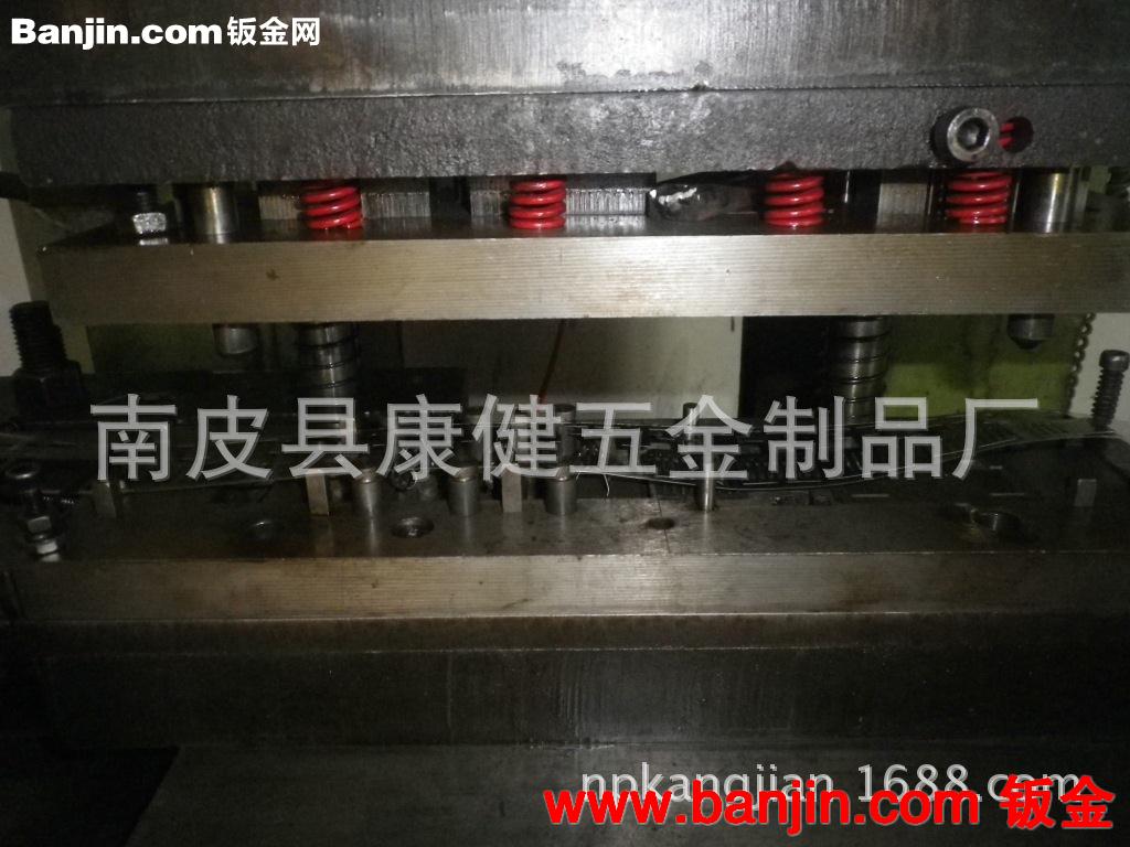 南皮五金冲压加工厂加工冲压件拉伸件钣金件精密小五金冲压件