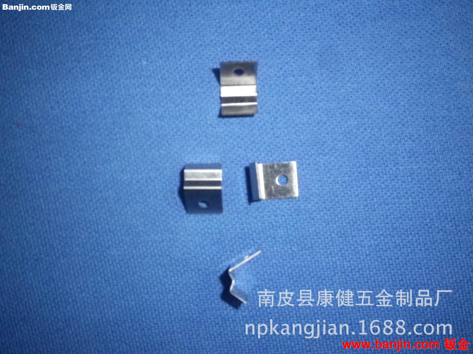 南皮五金冲压模具厂加工冲压件精密小五金冲压件级进模疑难模具
