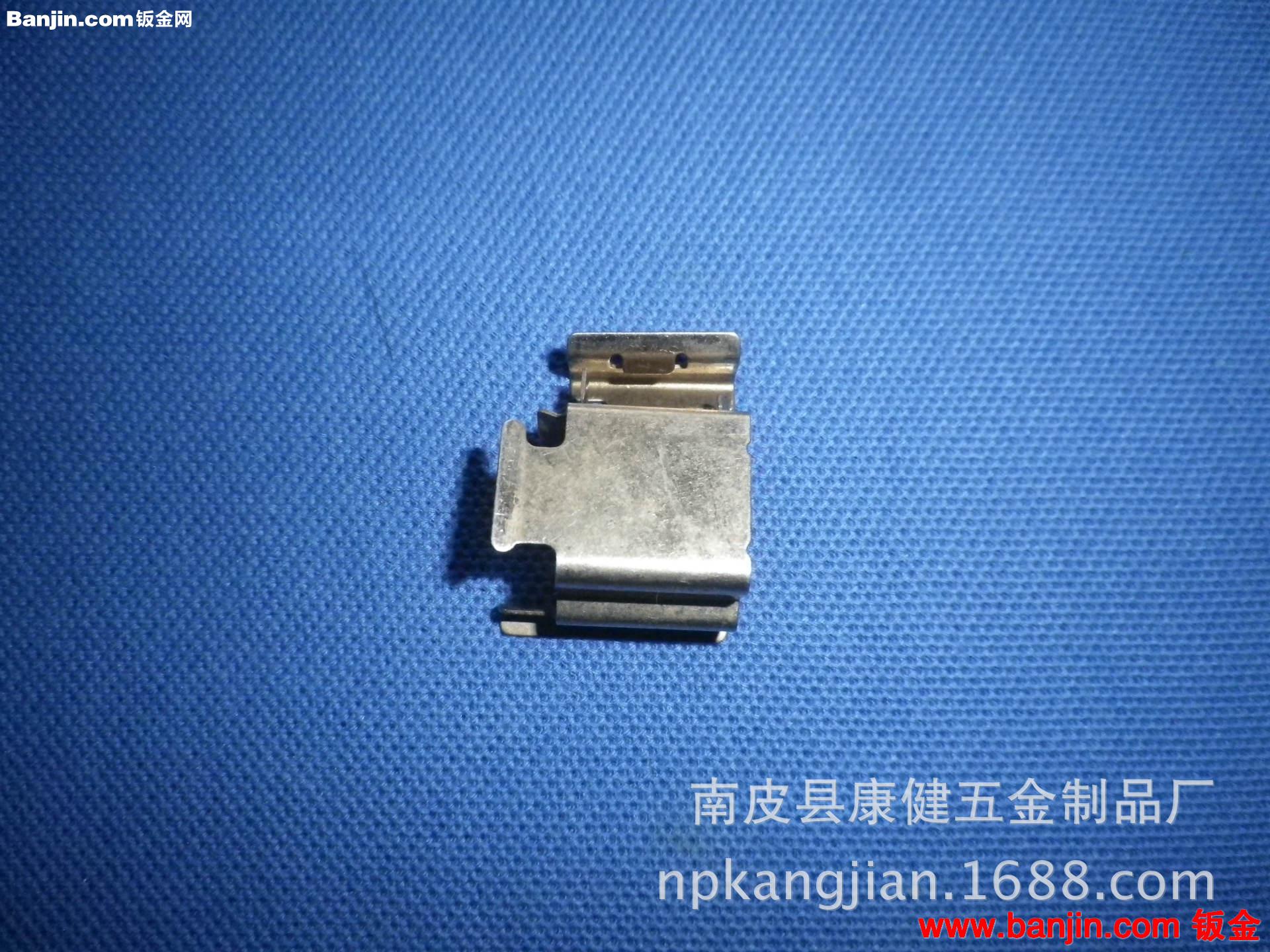 弹片冲压件加工厂，加工不锈钢弹片，带钢弹片，铍磷青铜弹片