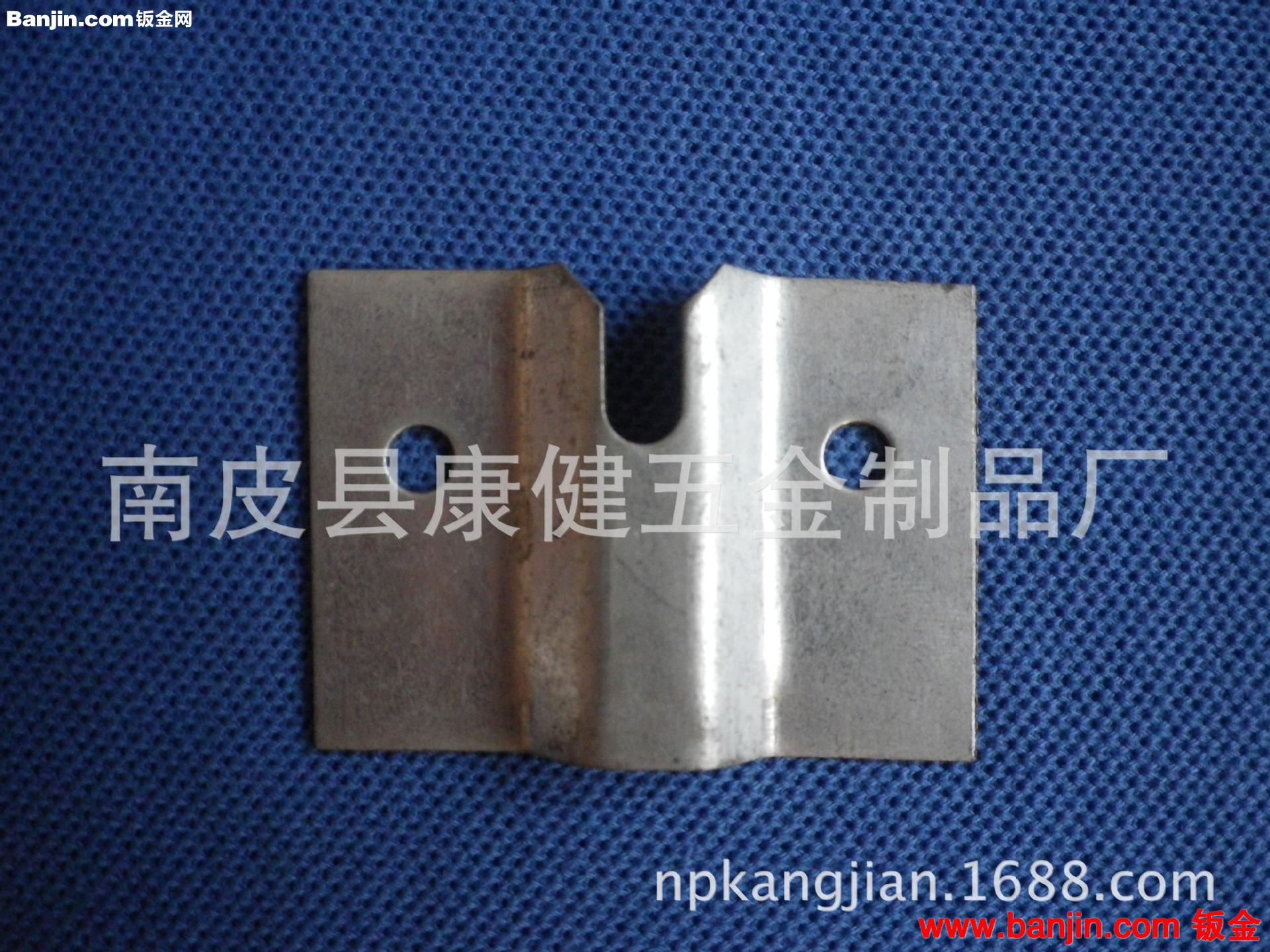 南皮康健五金制品厂不锈钢冲压件拉伸件汽车配件雨刷冲压件加工