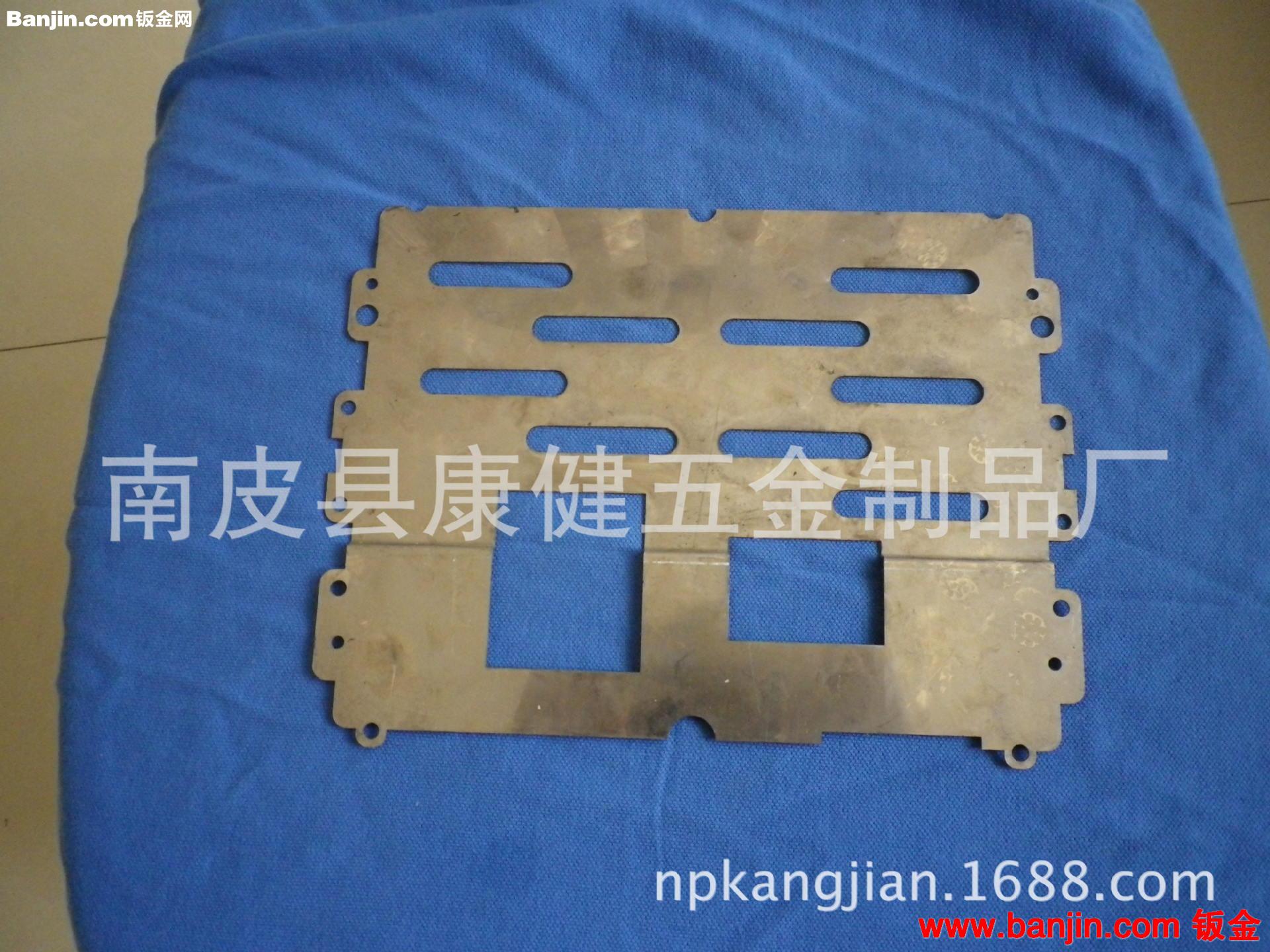 南皮康健五金制品厂不锈钢冲压件拉伸件汽车配件雨刷冲压件加工