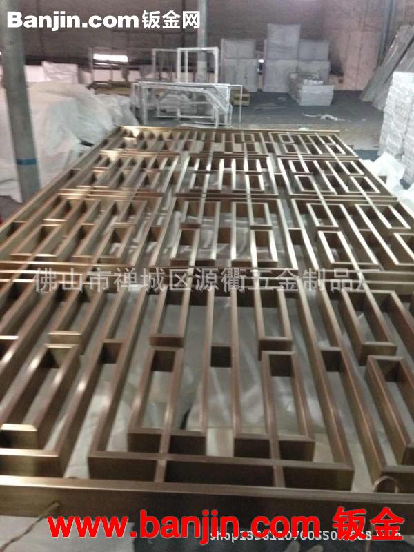 古铜色不锈钢雕花 黑龙江酒店镂空花格隔断 彩色装饰不锈钢屏风