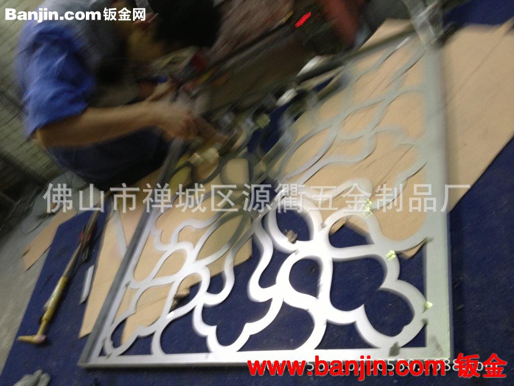 服装店橱窗拉丝不锈钢花格屏风 湖北304 10MM祥云图案不锈钢隔断