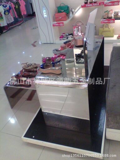热款 高品质钛金色时尚简约 不锈钢展示架 服装陈列精品 展示架