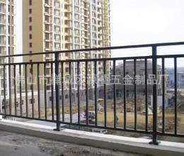 阳台铁艺栏杆 黑色喷漆护栏 湖南护栏铁艺栏杆工程加工定制