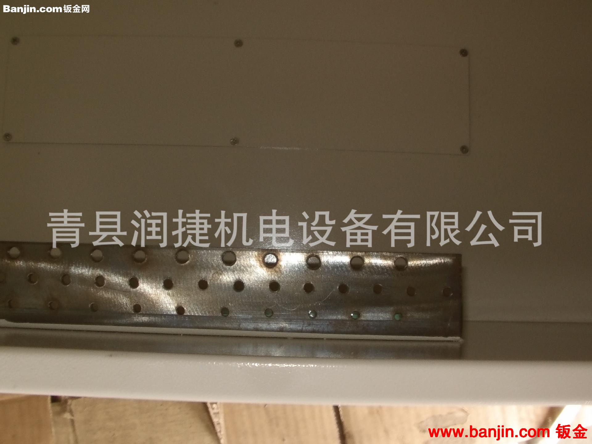 供应 高档机柜 2米 青县生产厂家 精密型