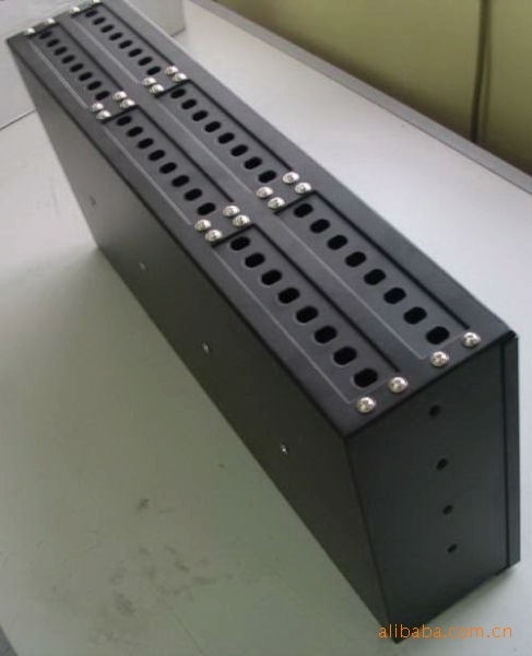 专业供应机箱机柜 显示屏 操作台u箱 异型产品 通讯机柜