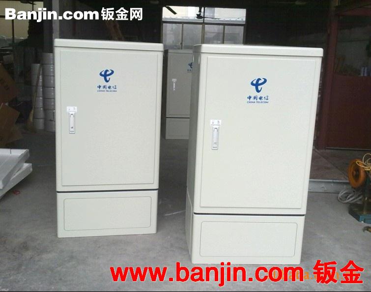专业生产加工各种机箱机柜 显示屏 操作台