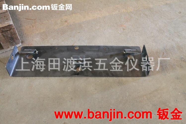 厂家热销  汽配焊接件 大型焊接件